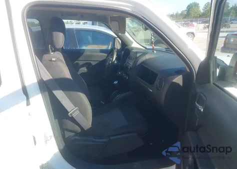 2017 Jeep Patriot Sport Fwd z USA, uszkodzony, nr VIN 1C4NJPBA7HD207233